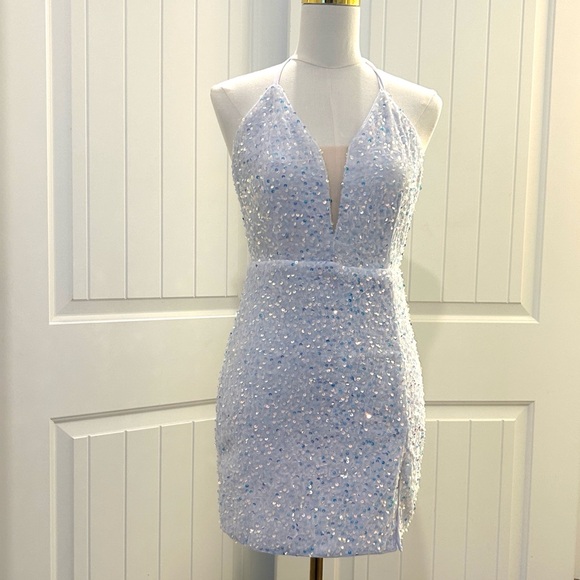 Source Unknown Dresses & Skirts - White Sequin Mini Dress Sleeveless Plunging V-Neck Mesh Yoke Back Lace Ties M